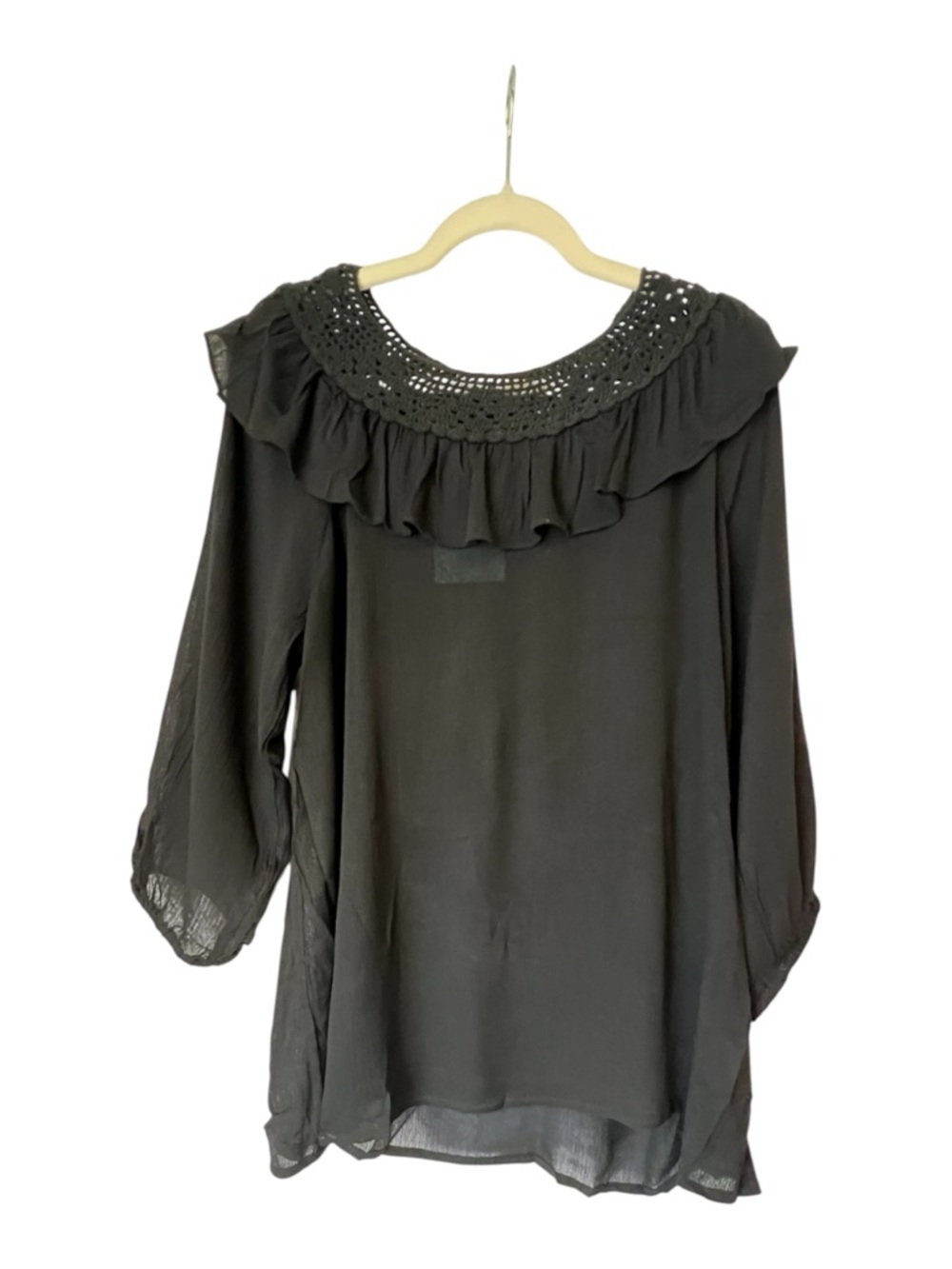 Hayden Los Angeles Women's Large Black Ruffle Neck
Crochet Trim Rayon Blouse
NWT